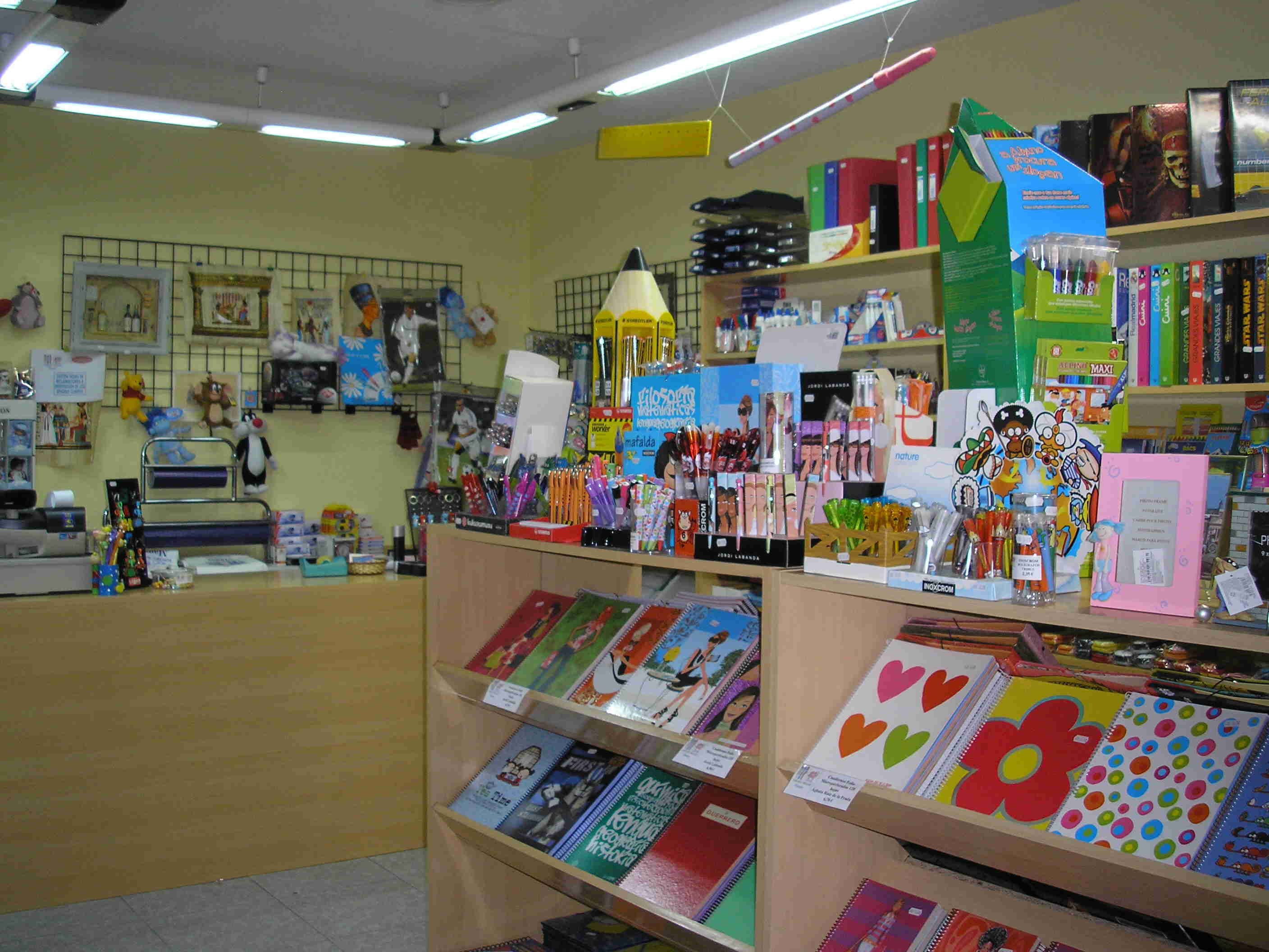 Papeleria Regalos Libros Mausy - Ávila
